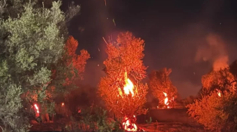 Zjarri përfshin fshatin Bestrovë në Vlorë, tre&hellip;
