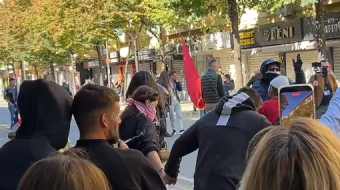 Studentët protestues i’a marrin valles në Rrugën&hellip;
